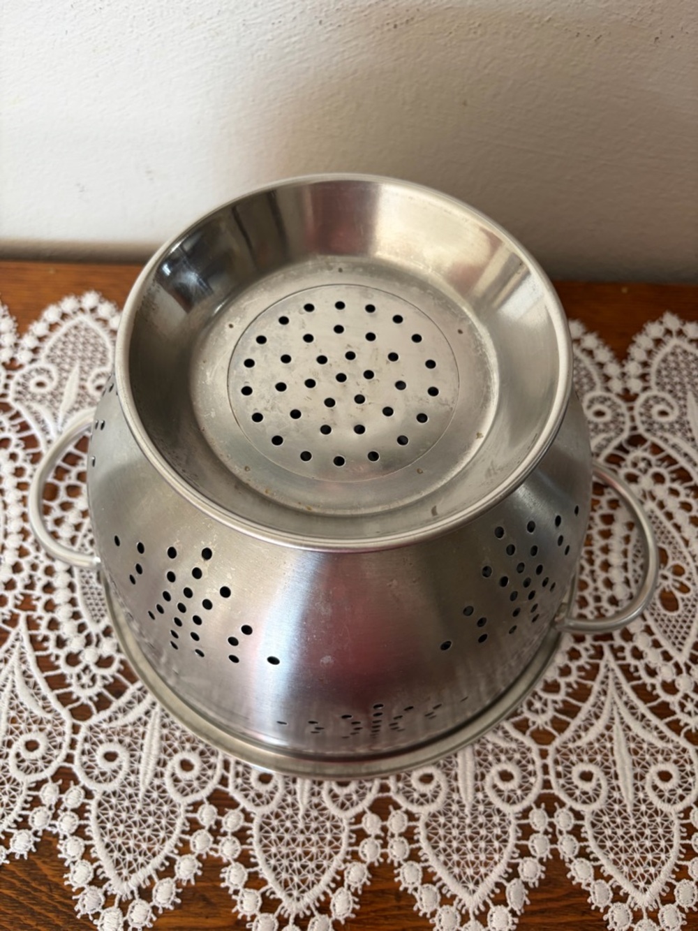 Stainless Colander - Picture 4 of 7
